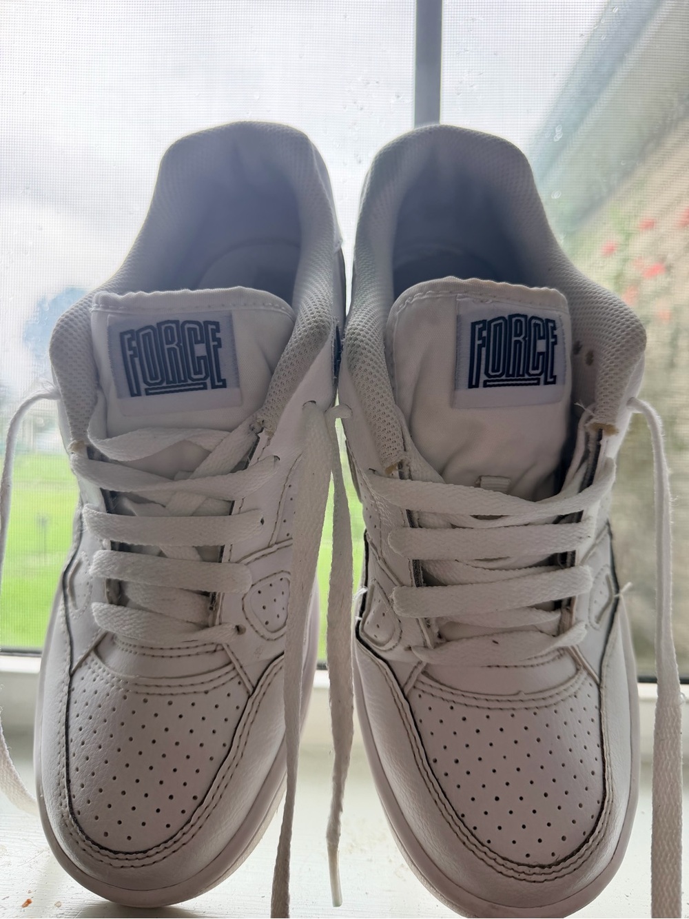 Nike White Men's Low-Top Force Sneakers